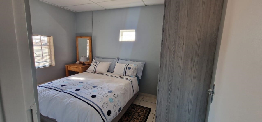 10 Bedroom Property for Sale in Olifantshoek Northern Cape